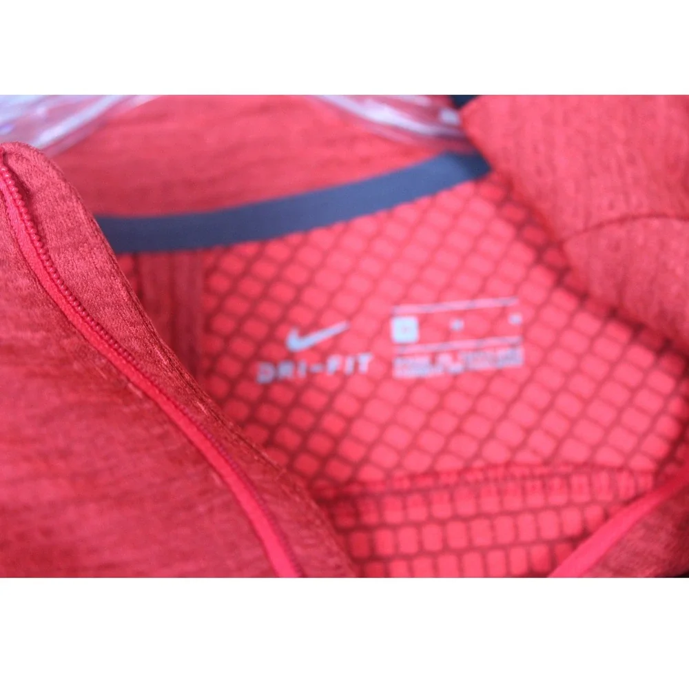Nike red black
